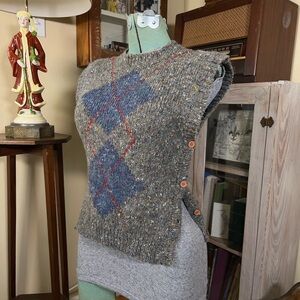 Vintage 90s Miss Garland Argyle Button Side Speckled Wool blnd Knit Sweater Vest